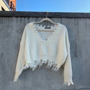 ZAFUL small white distressed crop top sweater